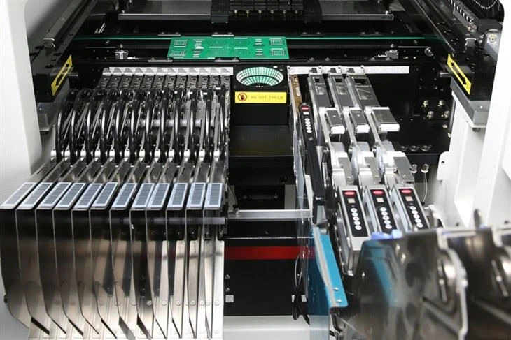 Pick And Place SMD Machine